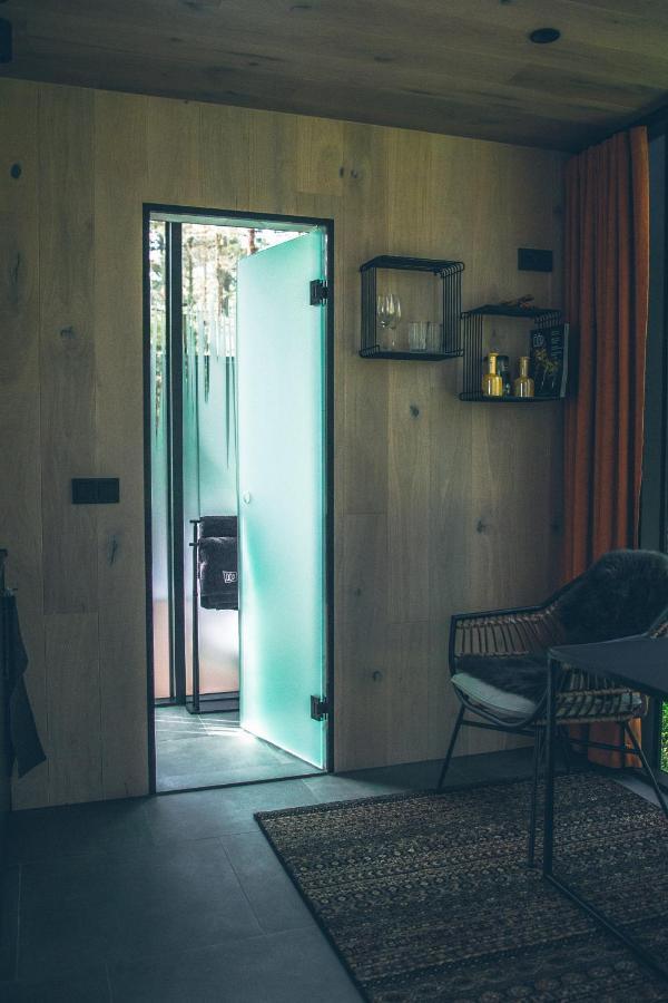 Oeoed Hoetels Rooslepa - Fika, Mysa , Skoent-With Sauna ภายนอก รูปภาพ